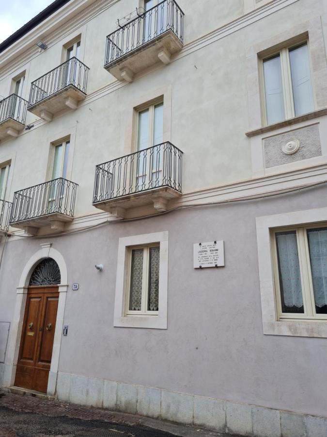 Апартаменты Casa Giulia Л'Акуила Экстерьер фото